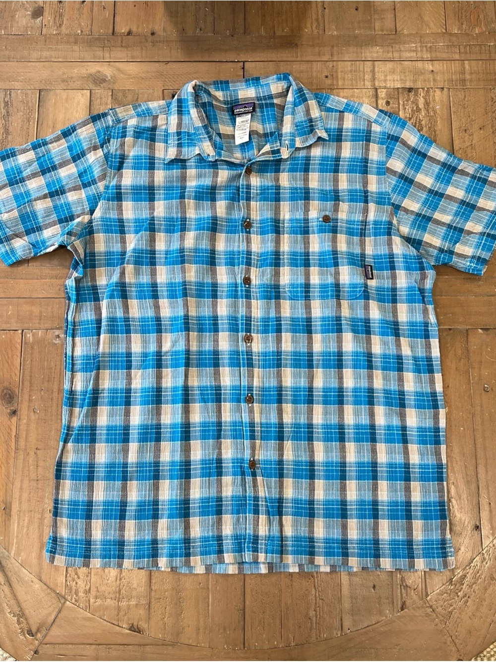 Patagonia Men's Button Front Short Sleeve Plaid Shirt Large Blue Organic Cotton